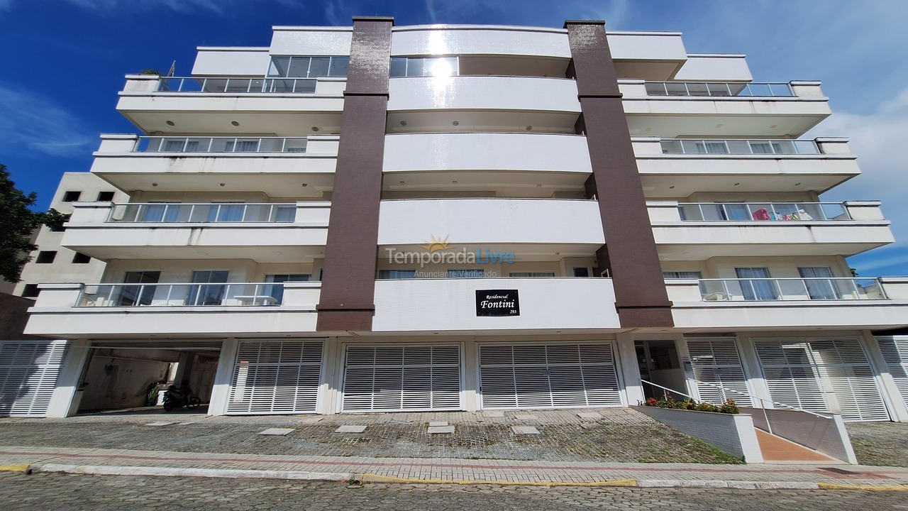 Apartamento para alquiler de vacaciones em Bombinhas (Praia de Bombas)