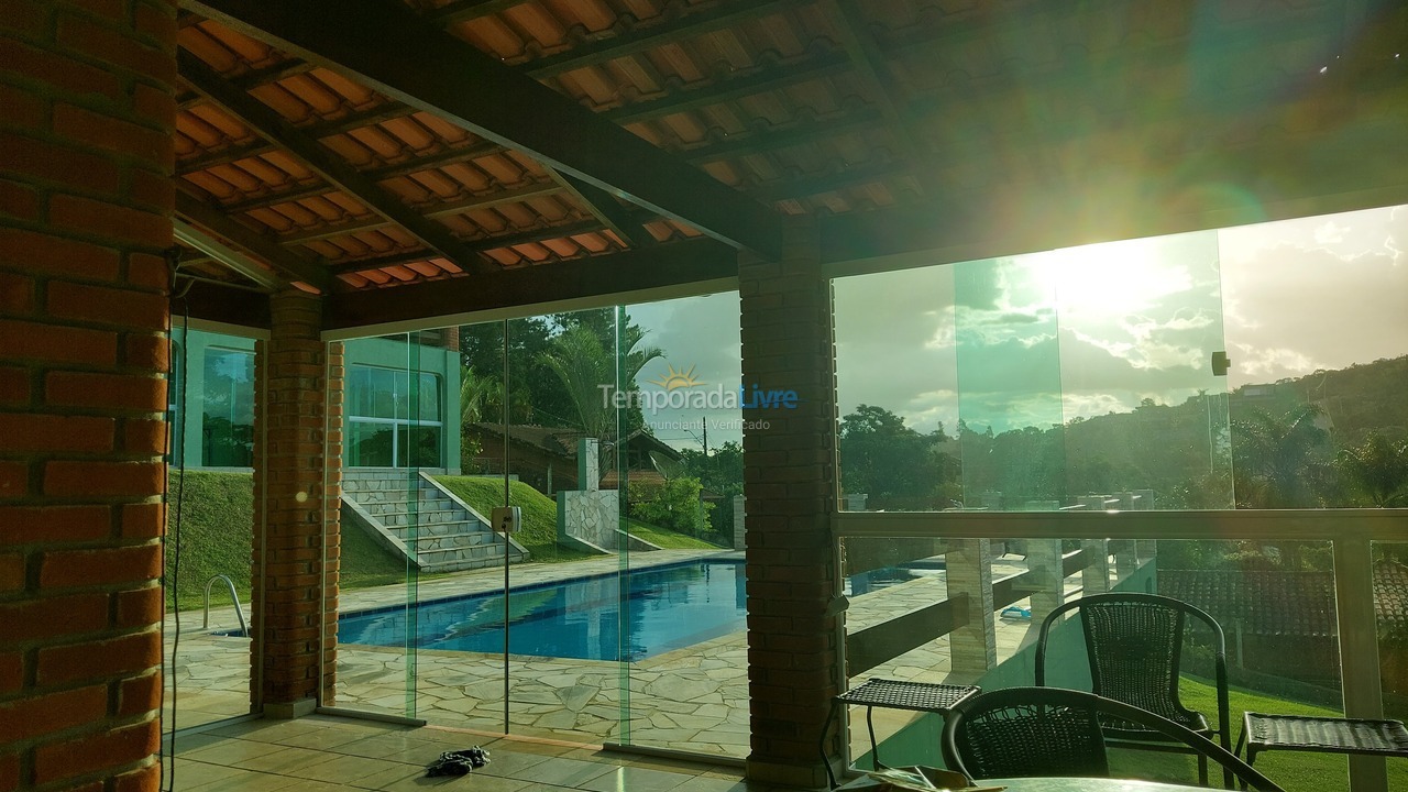 Granja para alquiler de vacaciones em Mairinque (Condomínio Porta do Sol)