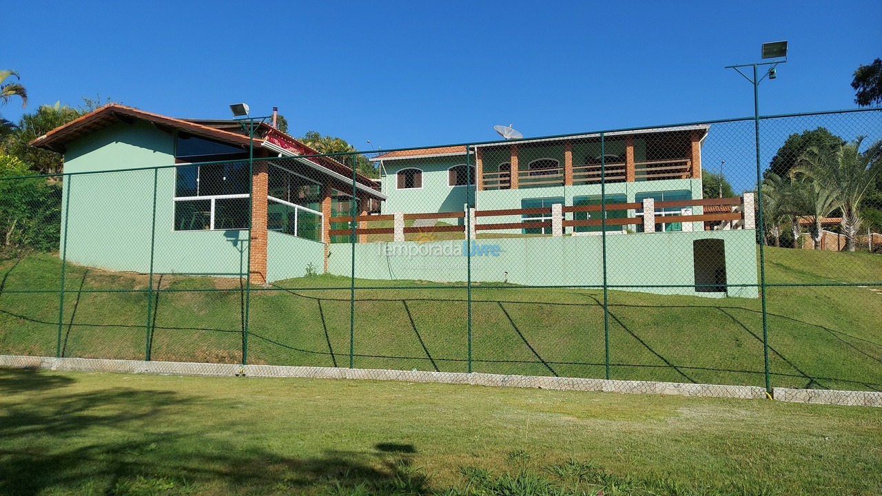 Granja para alquiler de vacaciones em Mairinque (Condomínio Porta do Sol)