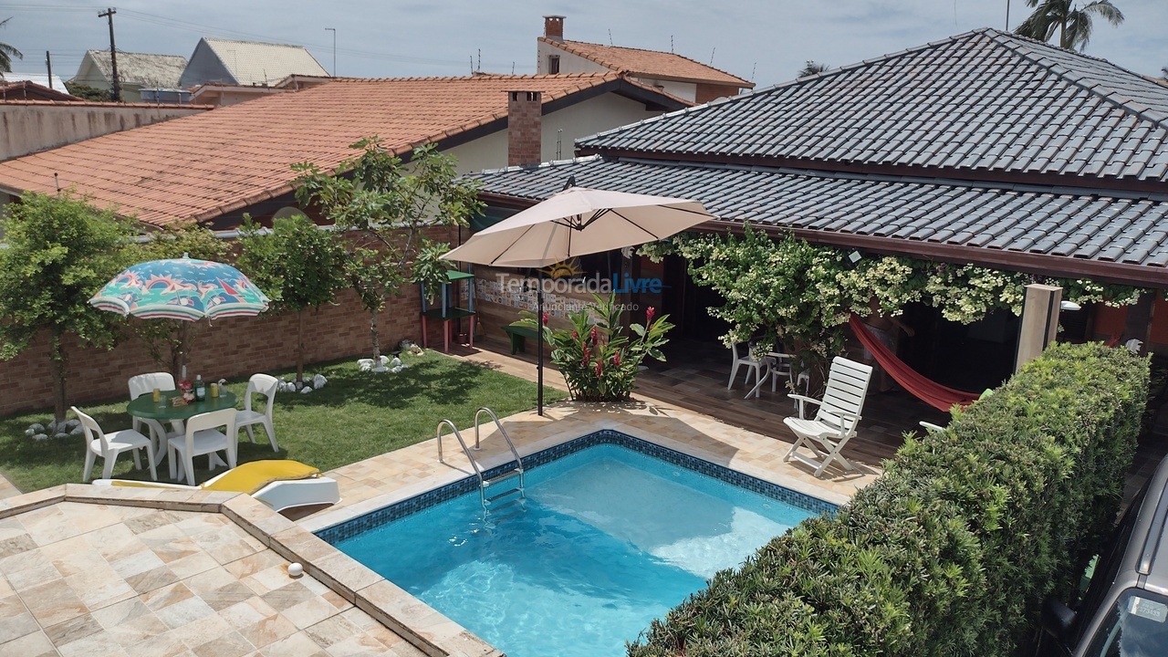 Casa para aluguel de temporada em Peruíbe (Ribamar)