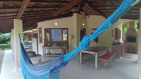 Barra do Sahy, 4 quartos, piscina privativa, churrasqueira.