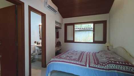 Barra do Sahy, 4 quartos, piscina privativa, churrasqueira.