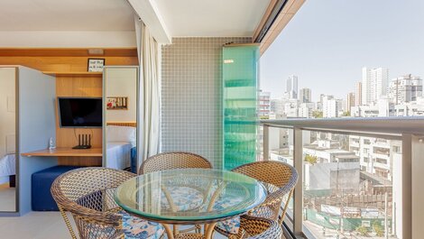 Quarto e Sala a 220m Praia Farol da Barra