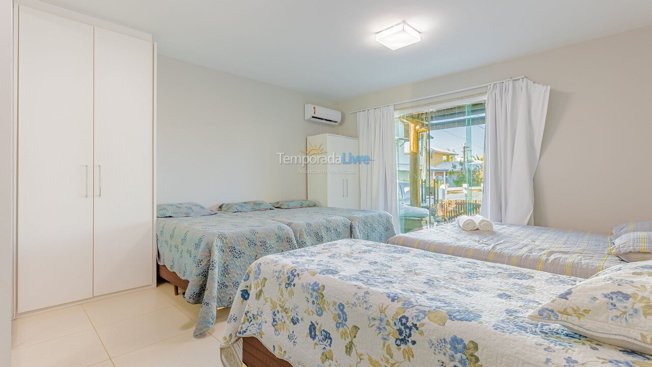 Casa para alquiler de vacaciones em Camaçari (Praia de Guarajuba)