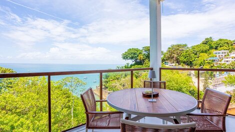 Bedroom and Living Room with Sea View - 50m from the Beach