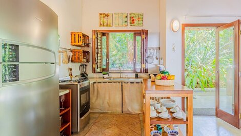 Great 2 Bedroom House 200m from the Beach