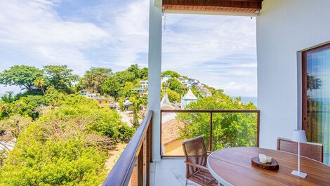 Bedroom and Living Room with Sea View - 50m from the Beach