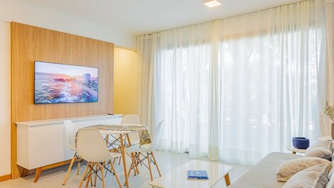 Modern and Cozy Apt 600m from the Beach