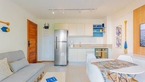 Modern and Cozy Apt 600m from the Beach