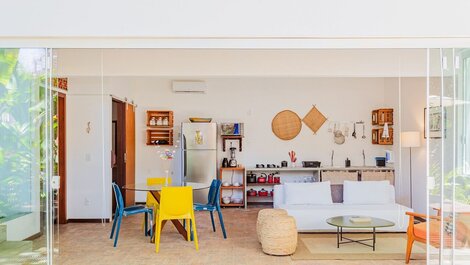 Great 3 Bedroom House 200m from the Beach