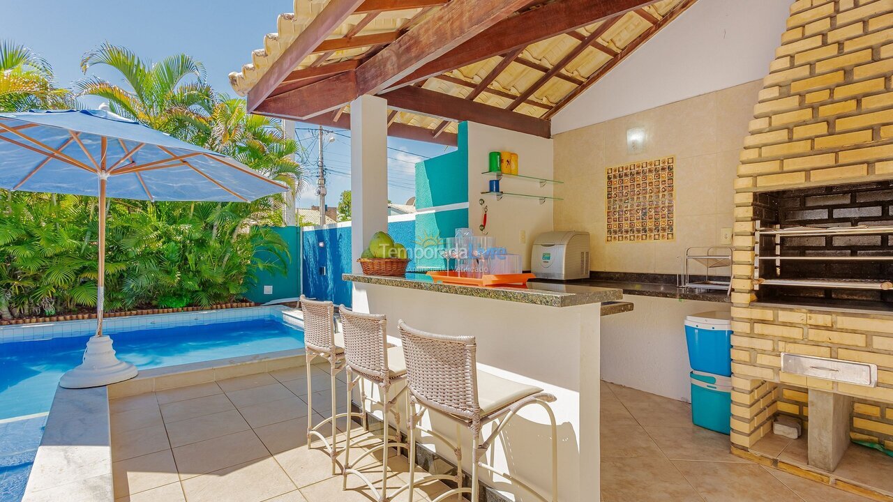 Casa para aluguel de temporada em Camaçari (Praia de Guarajuba)