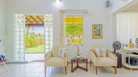 House with 6 suites 50m from the beach, cleaning service included