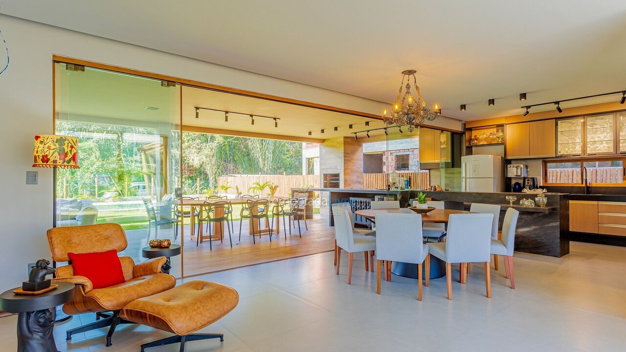 Casa para alquiler de vacaciones em Mata de São João (Praia do Forte)