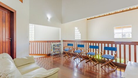 House with 6 suites 50m from the beach, cleaning service included