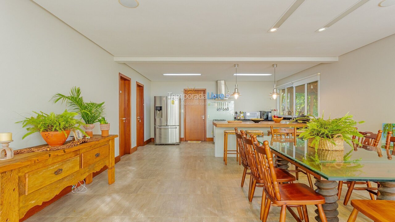 Casa para aluguel de temporada em Camaçari (Itacimirim)