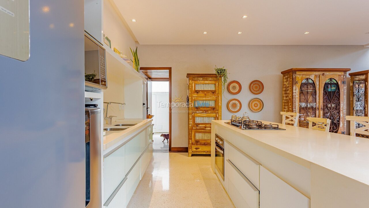 Casa para alquiler de vacaciones em Mata de São João (Praia do Forte)