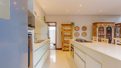 Casa Alto Standard 5 Habitaciones - Piscinas Naturales