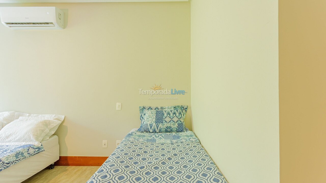 Casa para aluguel de temporada em Camaçari (Itacimirim)