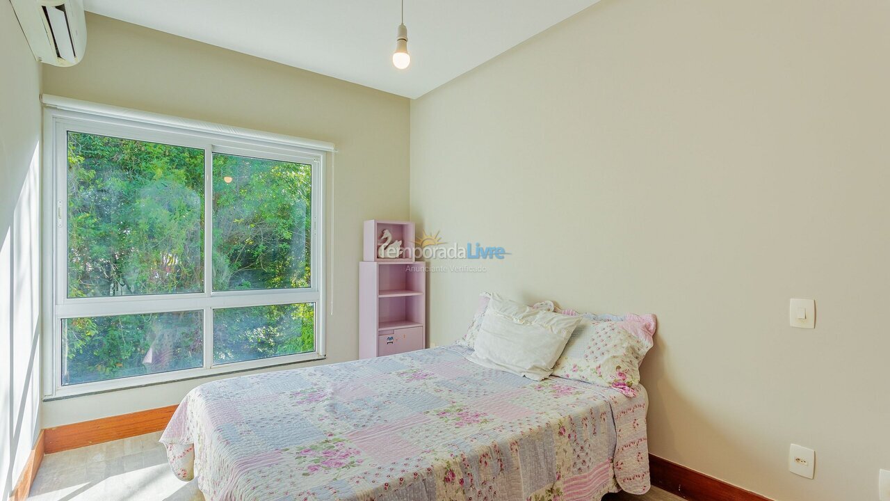 Casa para aluguel de temporada em Camaçari (Itacimirim)