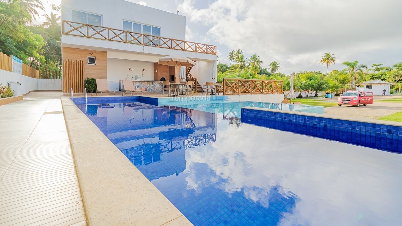 Apartamento para aluguel de temporada em Mata de São João (Imbassaí)