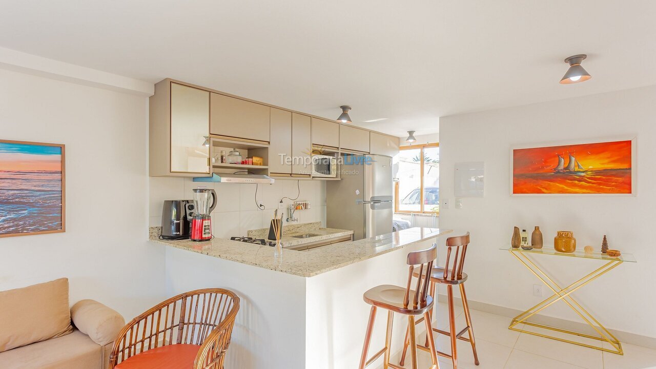 Apartamento para aluguel de temporada em Mata de São João (Imbassaí)