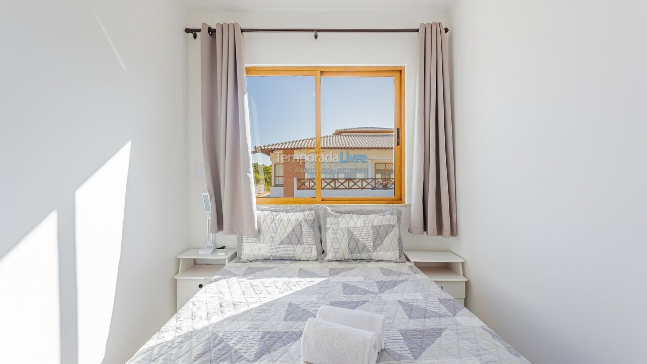 Apartamento para aluguel de temporada em Mata de São João (Imbassaí)