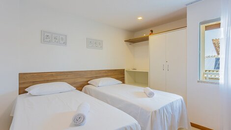 Triplex 4 Suites 350m from Praia do Surf