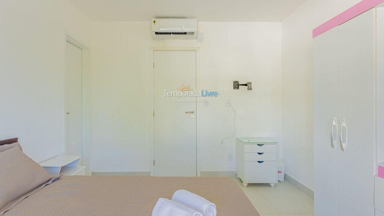 Apartamento para aluguel de temporada em Mata de São João (Imbassaí)