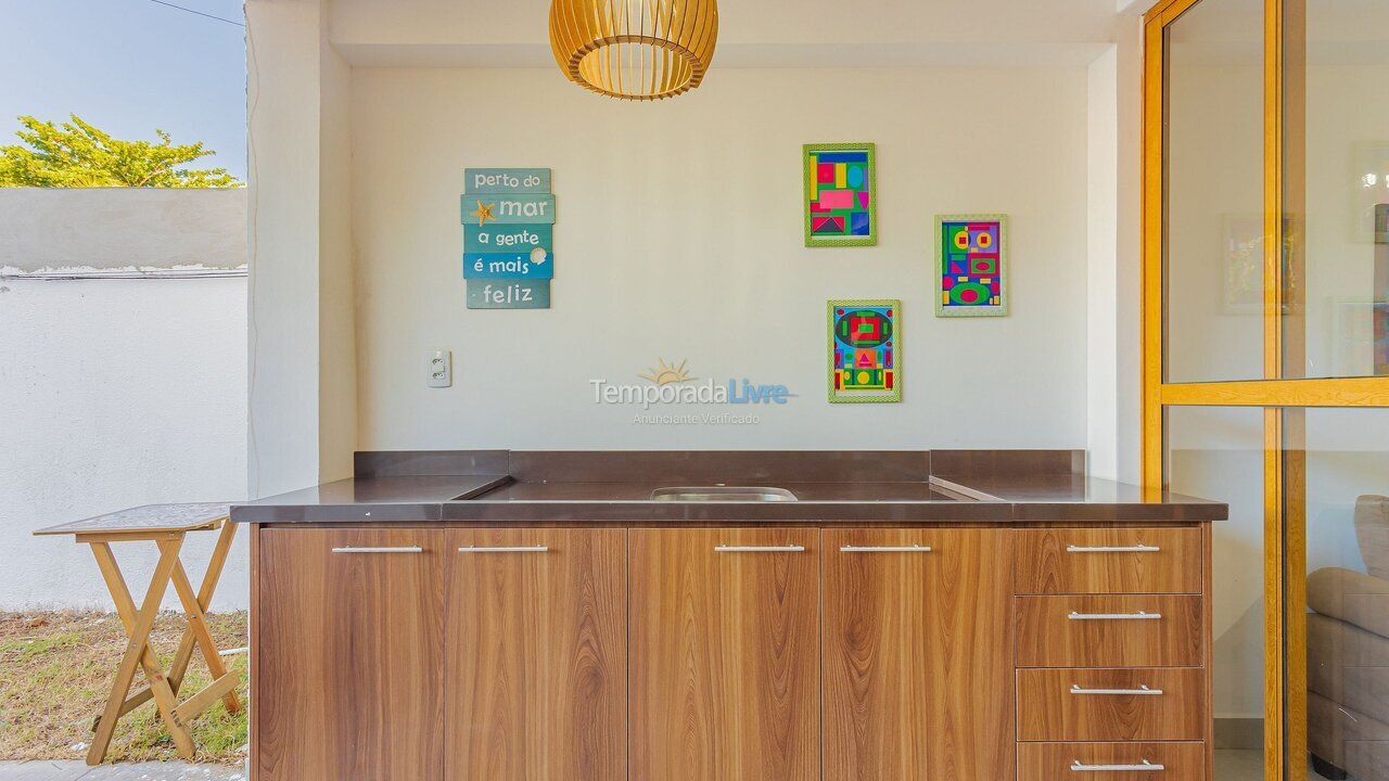 Apartamento para aluguel de temporada em Mata de São João (Imbassaí)