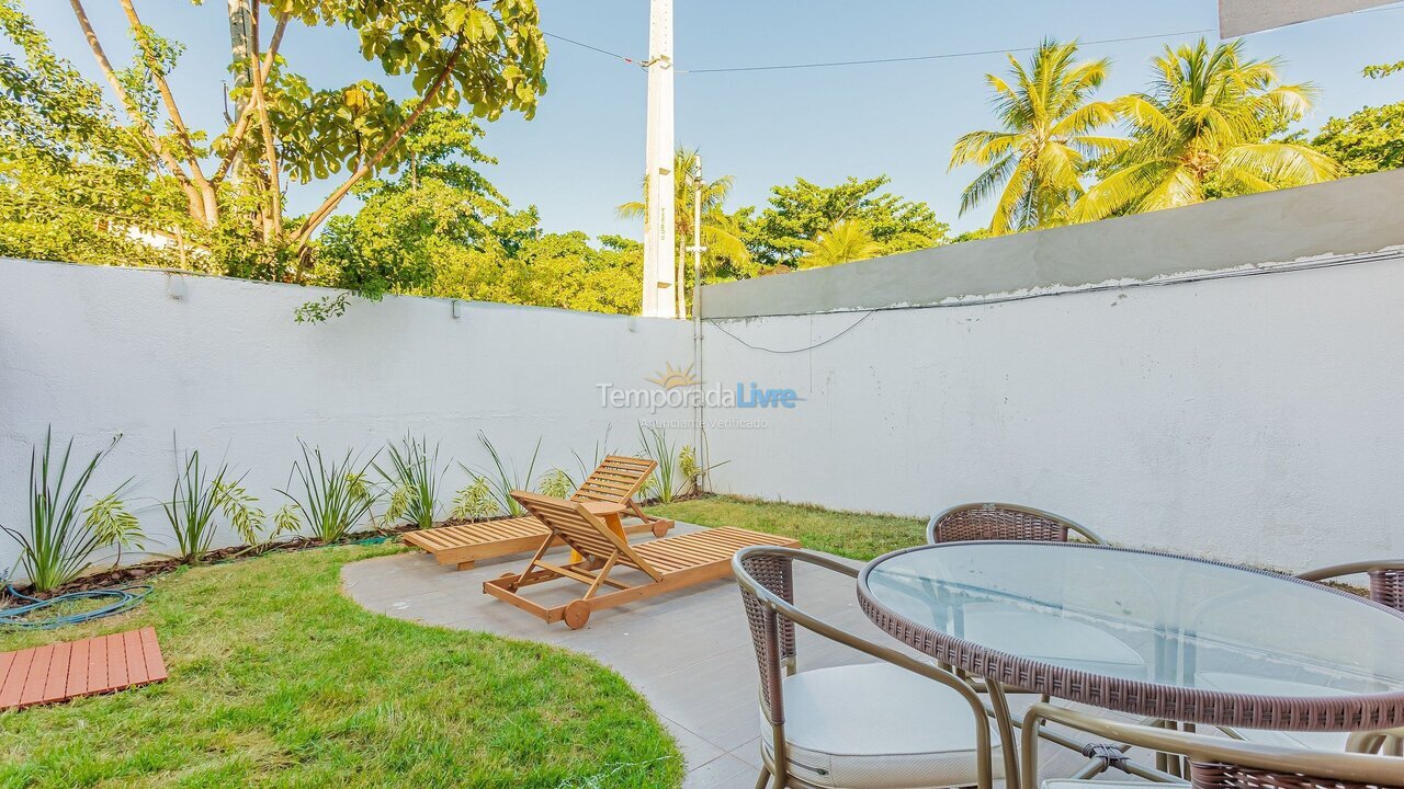 Apartamento para aluguel de temporada em Mata de São João (Imbassaí)