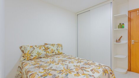 Beautiful Apartment 3 Suites 130m from Praia da Espera