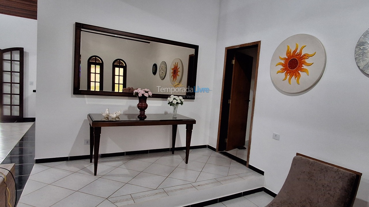 Granja para alquiler de vacaciones em Mairinque (Condomínio Porta do Sol)