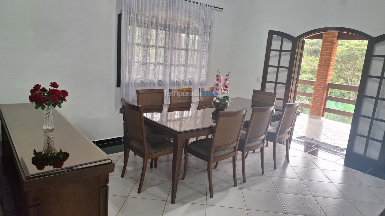 Granja para alquiler de vacaciones em Mairinque (Condomínio Porta do Sol)