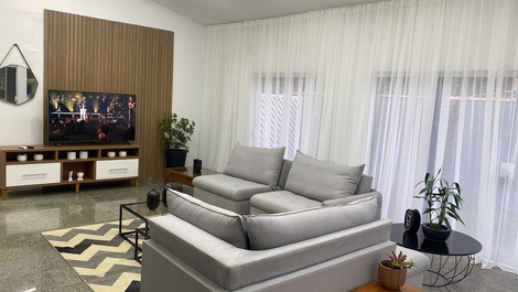 HOUSE ON THE BEACH 27 PEOPLE/COND/ADDRESS D BEACH/BERTIOGA/RIVIERA/JUQUEHY