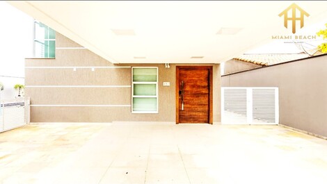 CASA NA PRAIA 16 PESSOAS/RIVIERA/MORADA DA PRAIA/BERTIOGA/JUQUEHY