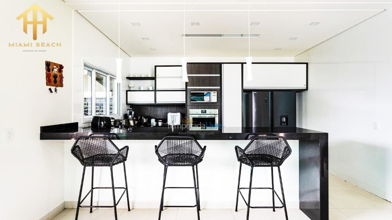 Casa para aluguel de temporada em Bertioga (Riviera de São Lourenço)