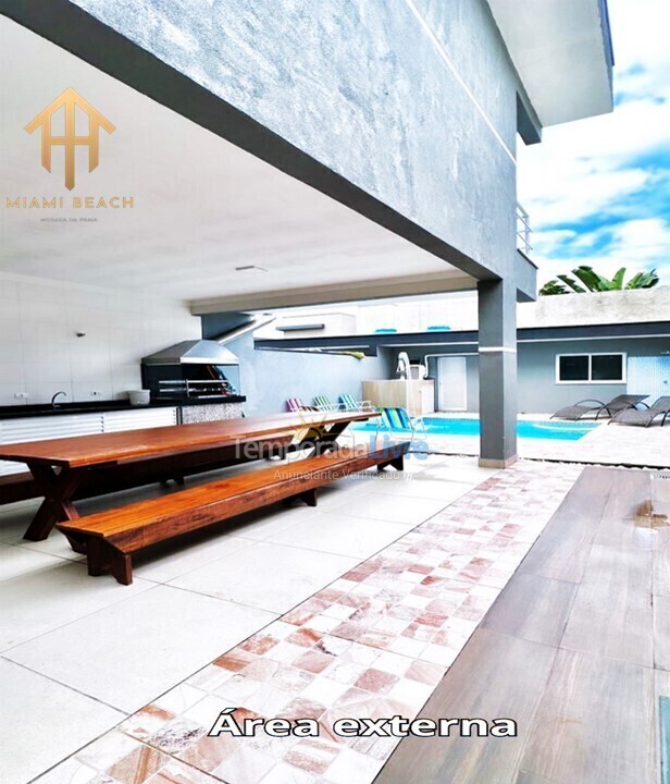 Casa para aluguel de temporada em Bertioga (Condominio Morada da Praia)