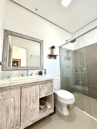 House with pool and private sauna, 4 bedrooms (all suites)