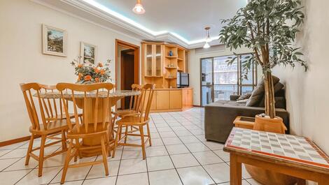 EXCELENTE APARTAMENTO EM ITAPEMA | PRÉDIO FRENTE MAR, APTO LATERAL