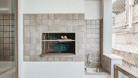 EXCELENTE APARTAMENTO EM ITAPEMA | PRÉDIO FRENTE MAR, APTO LATERAL