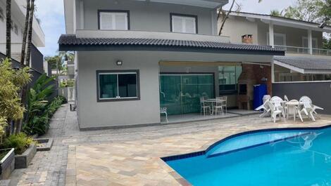 Excelente casa Riviera de São Lourenço