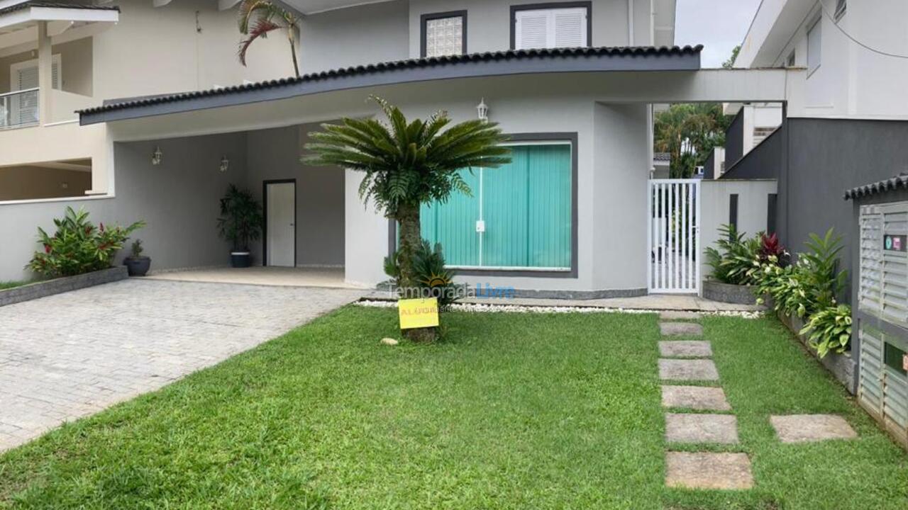 Casa para aluguel de temporada em Bertioga (Riviera de São Lourenço)