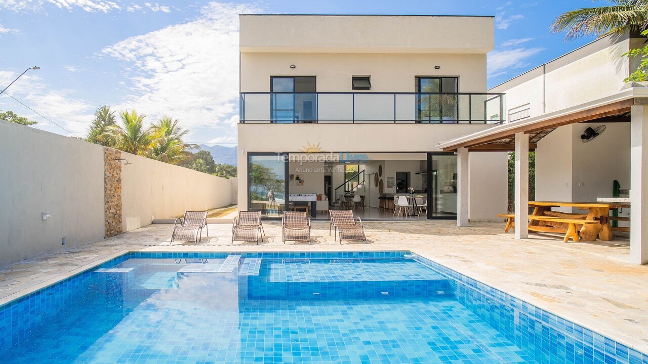 Casa para aluguel de temporada em São Sebastião (Praia da Boracéia)