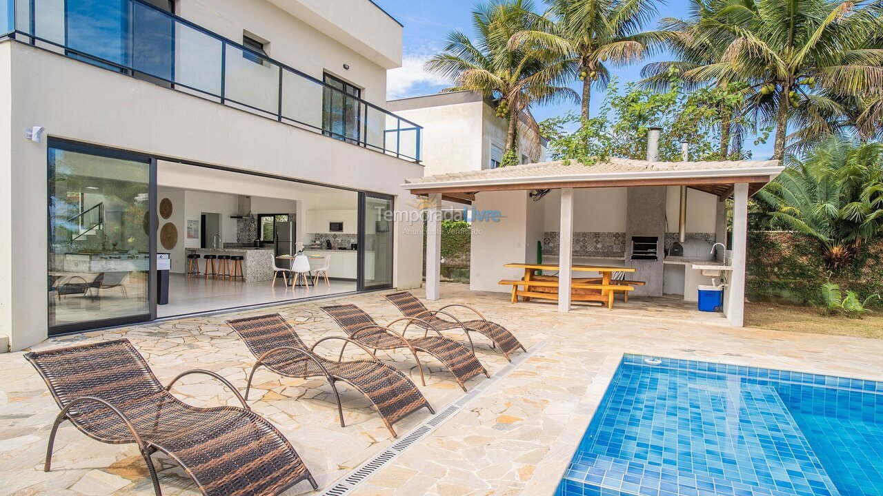 Casa para aluguel de temporada em São Sebastião (Praia da Boracéia)
