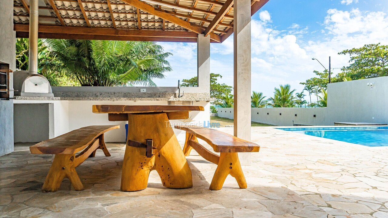 Casa para aluguel de temporada em São Sebastião (Praia da Boracéia)
