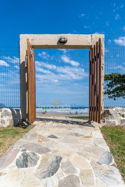 Casa para aluguel de temporada em São Sebastião (Praia da Boracéia)