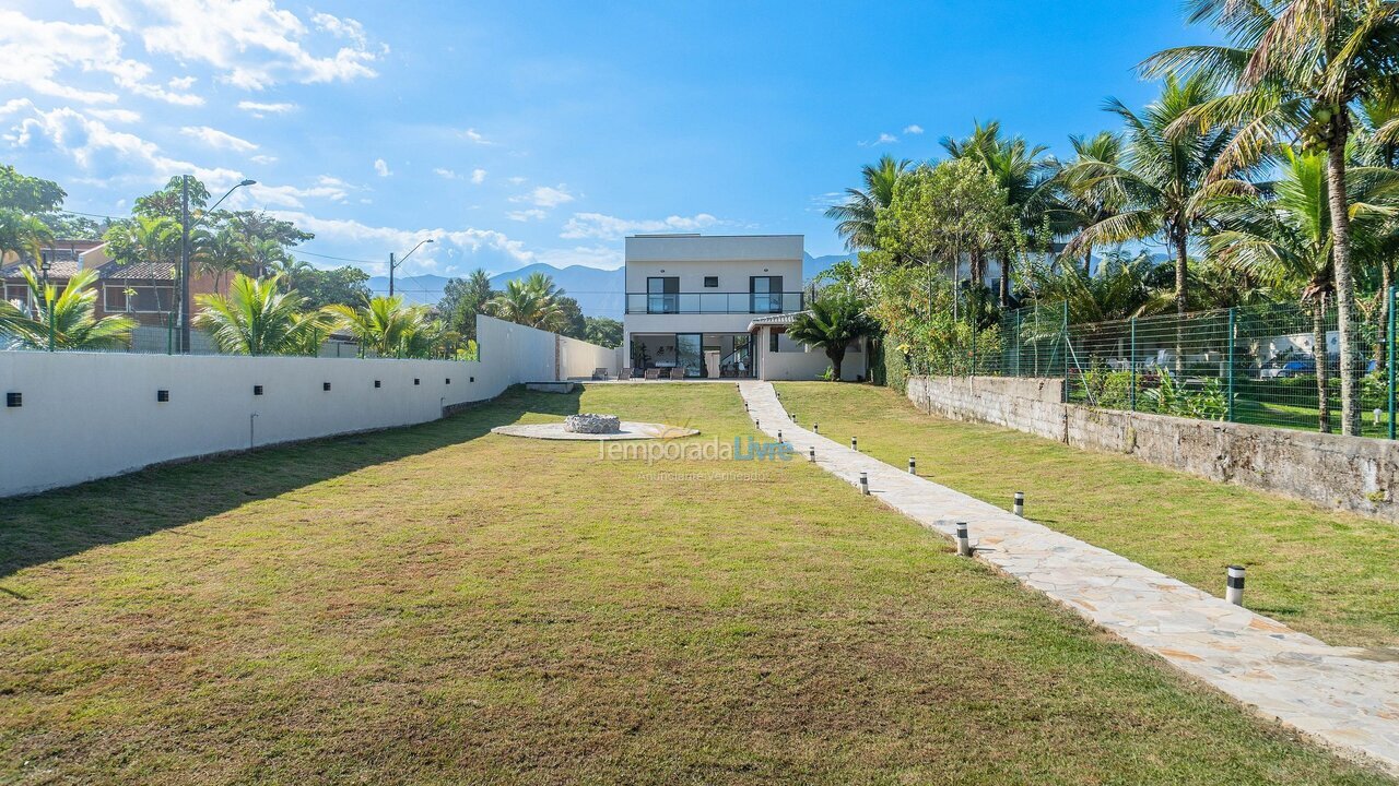 Casa para aluguel de temporada em São Sebastião (Praia da Boracéia)
