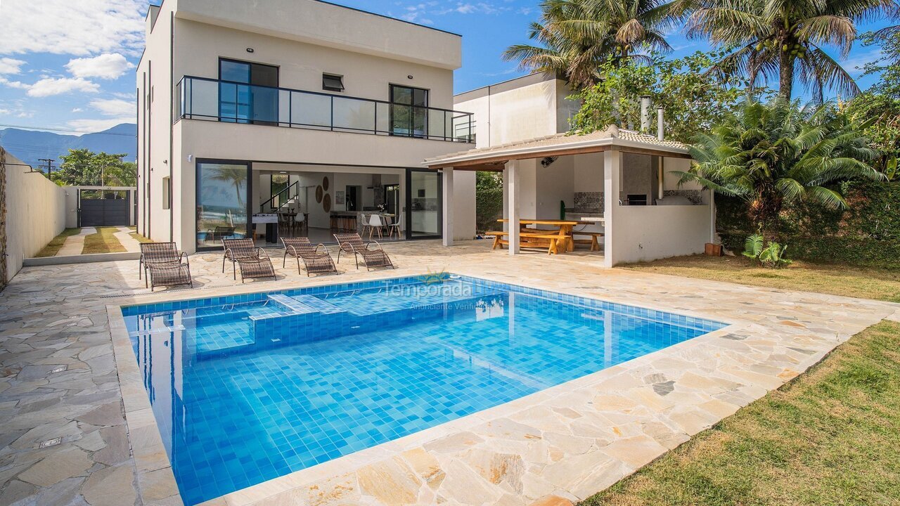Casa para aluguel de temporada em São Sebastião (Praia da Boracéia)