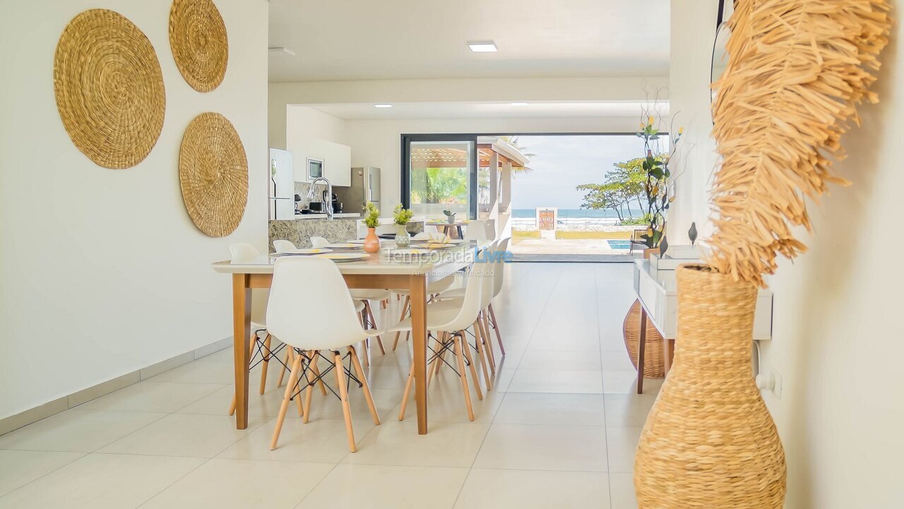 Casa para aluguel de temporada em São Sebastião (Praia da Boracéia)