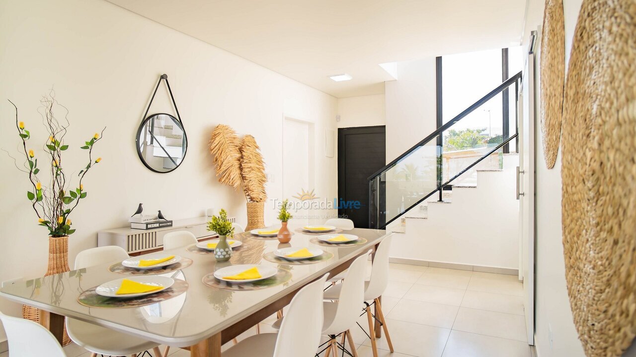 Casa para aluguel de temporada em São Sebastião (Praia da Boracéia)